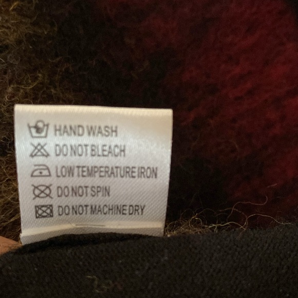 Radzoli V Neck embellished Beautifully Detailed Sweater M - Picture 10 of 11